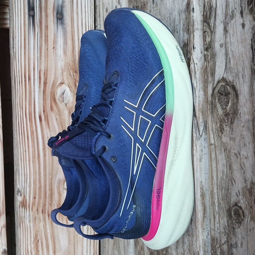 Asics gel nimbus 25